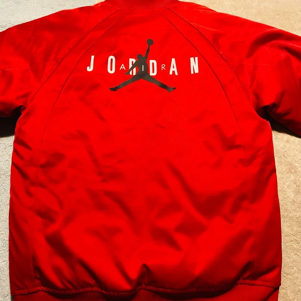 Nike air Jordan warm winter jacket size youth boys large